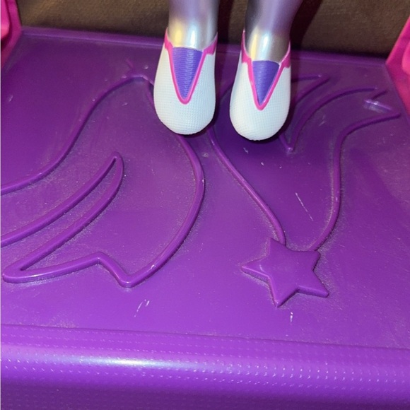 Vintage Super Star Susie Gymnastics Gymnast Bar Flipping Doll Toy Biz 1999 - Picture 4 of 6